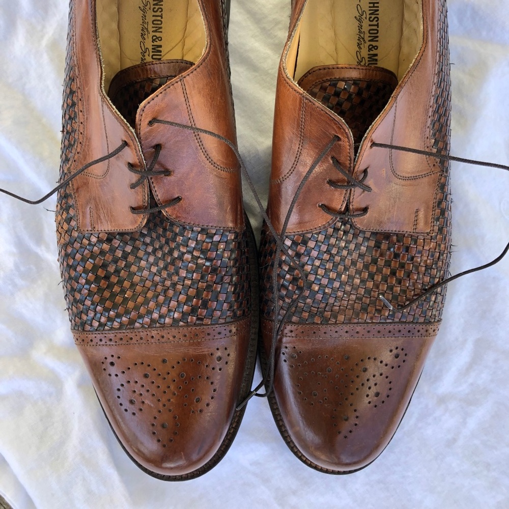 Men’s Johnston and Murphy Cap-toe Oxfords